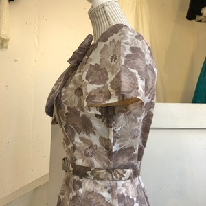 50's flower print tight dress with belt