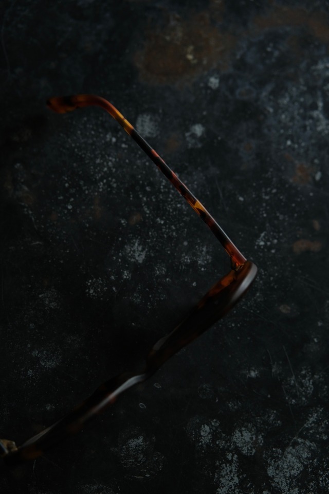 IORI／"BOTTEGA VENETA" sunglasses