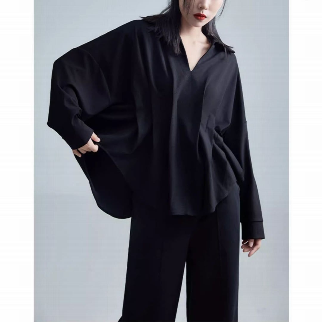 Vネックプリーツゆったりシャツ BL0362