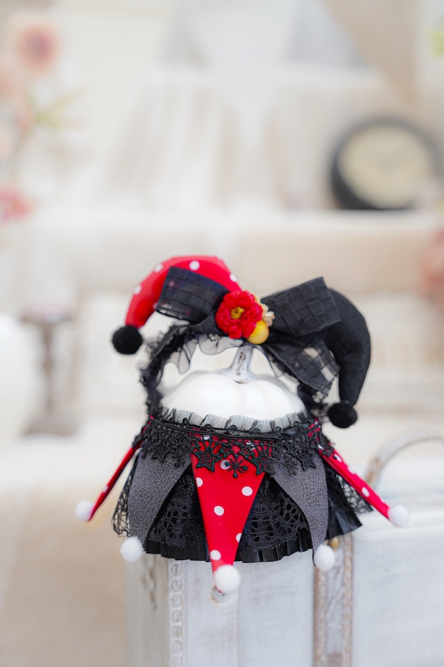 Bouffon Chic（上品な道化師）のカチューシャ