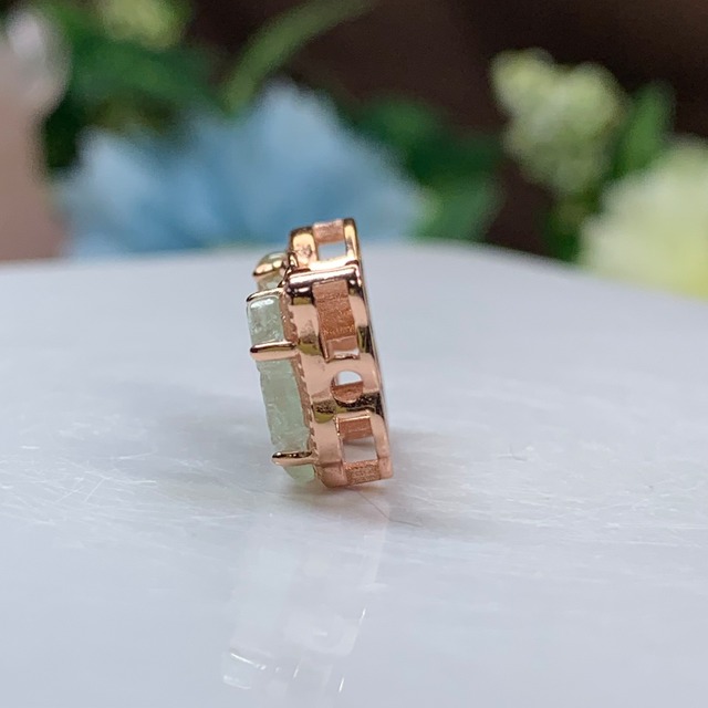 1.トルマリン蝶々・貫通穴☆パーツ