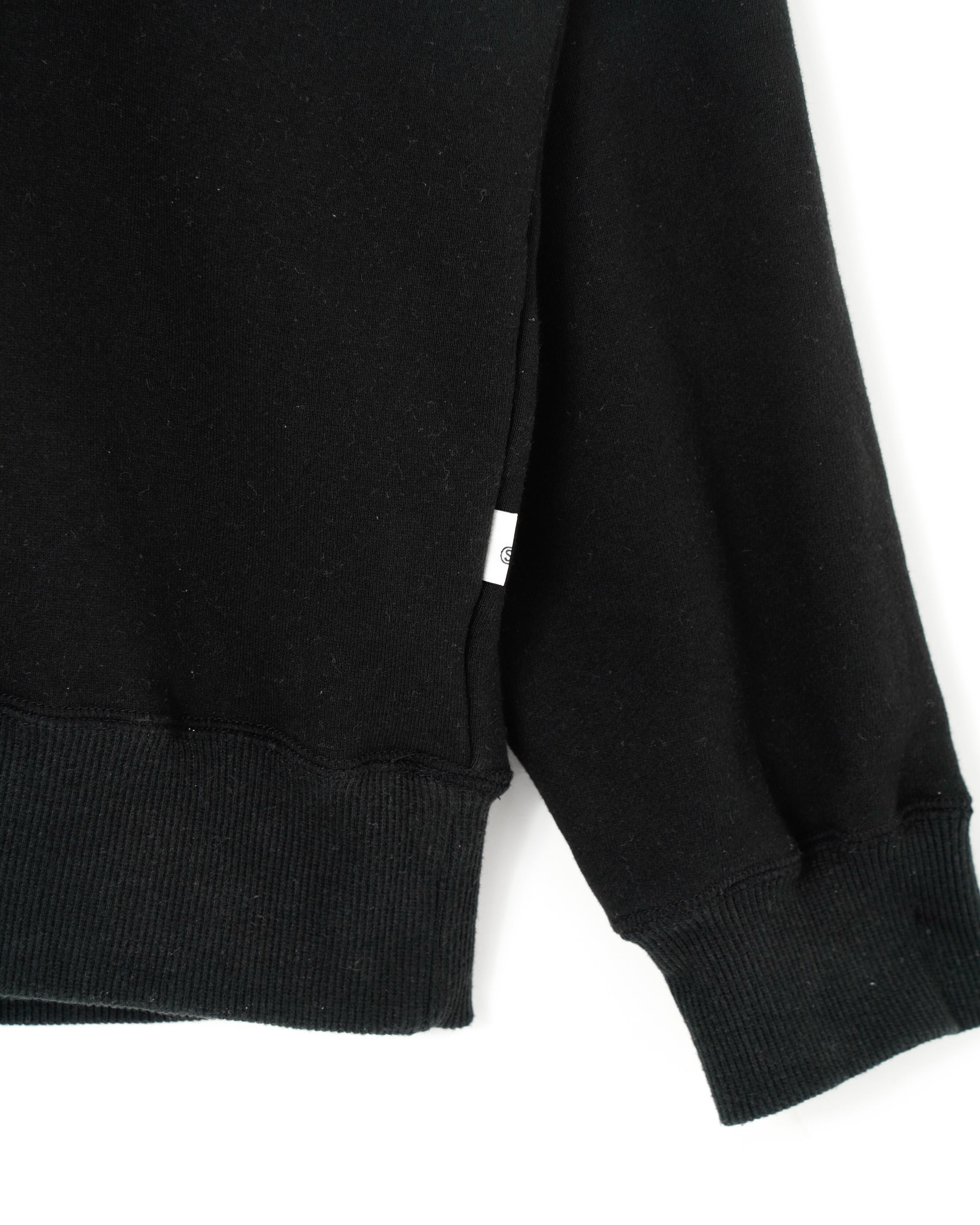SUMARI MOTION LOGO CREW NECK SWEAT P/O BLACK | nua SUMARI MOTION LOGO CREW NECK SWEAT P/O BLACK | nua