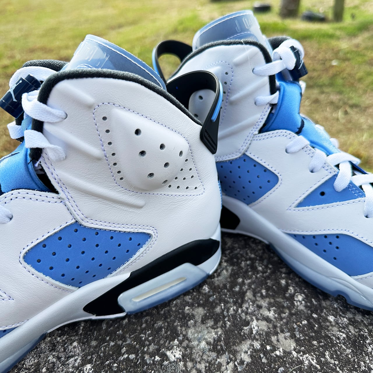 【本日限定価格】NIKE AIR JORDAN 6 RETRO UNC 26cm