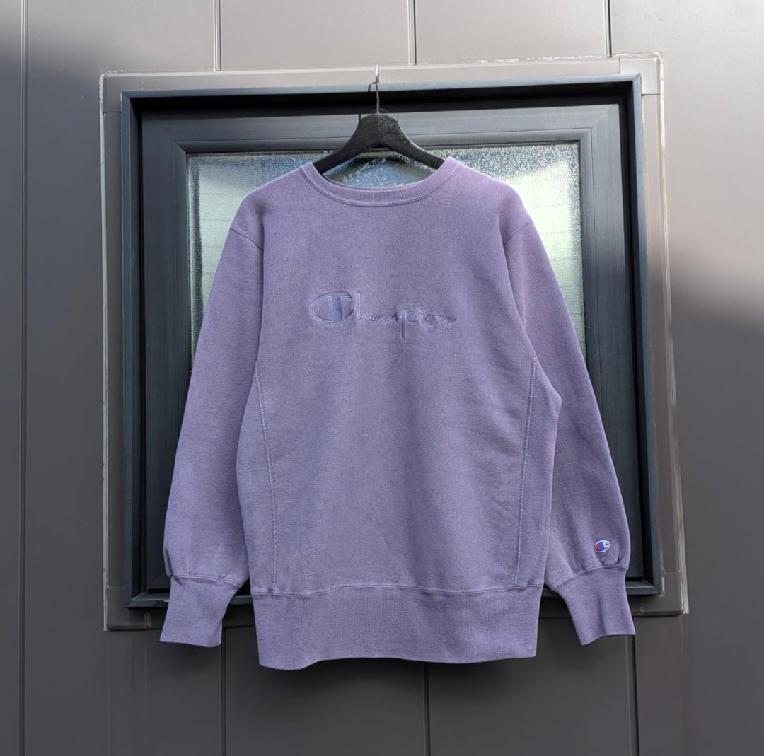 Nice fade!! 90s champion r/w script logo sweat 小岩店