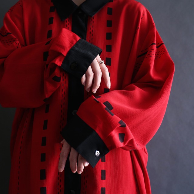 bi-color switching design minimal art loose shirt