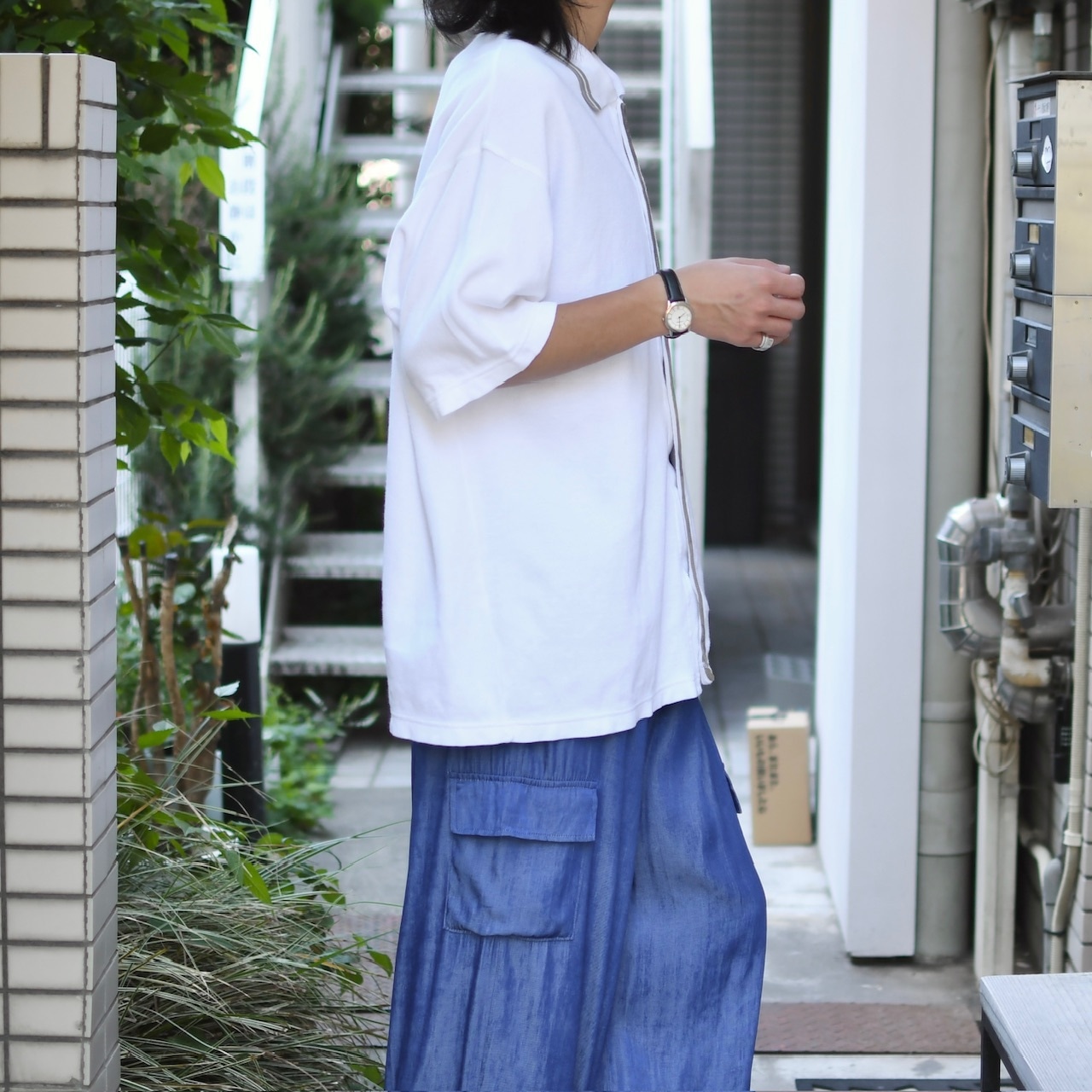 LE COLLEZIONI STRUCTURE white knitted shirt
