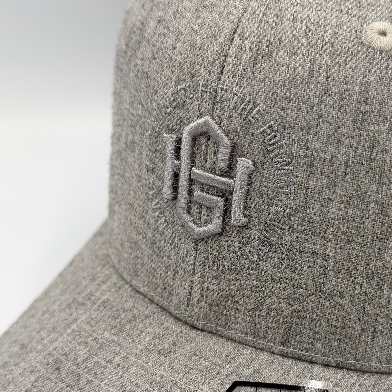 【gifthat × VIIUNION 】GH Interpose H Grey