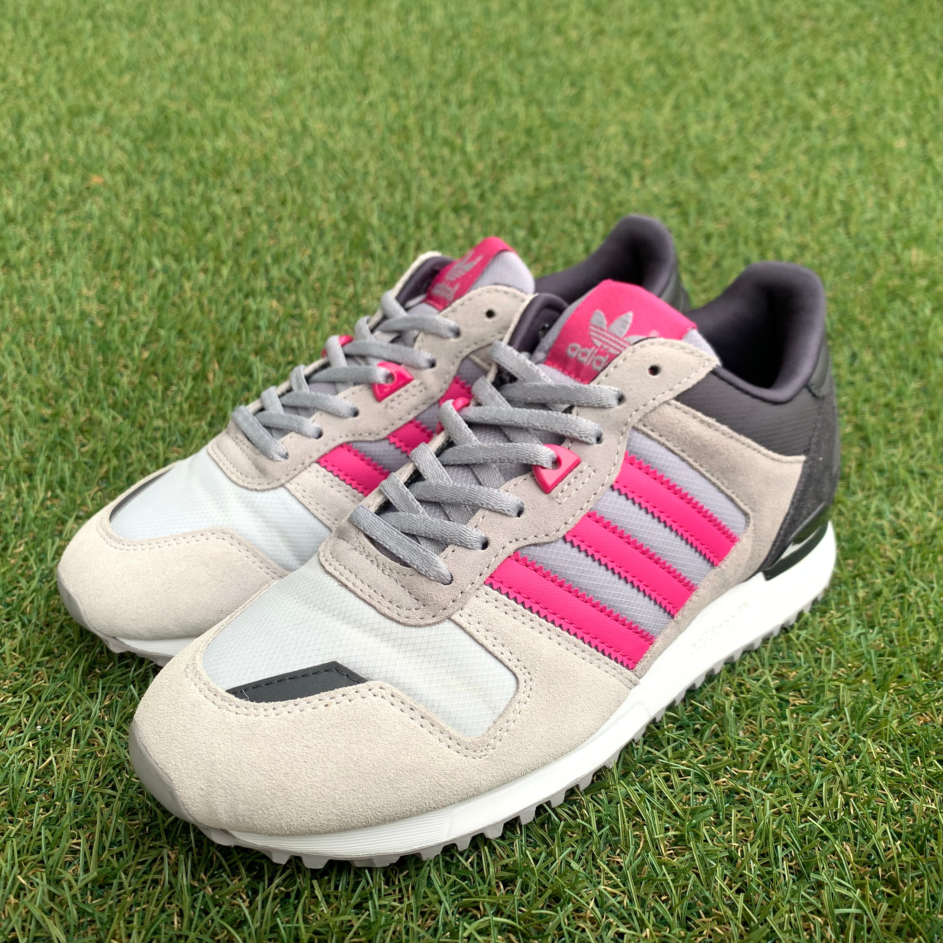 adidas×JEANASIS ZX700 JN W アディダス×ジーナシス ゼットエックス700