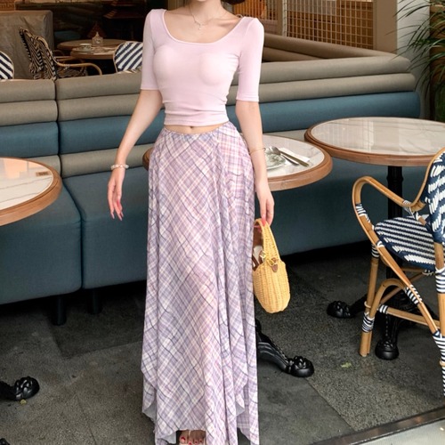 【2点セット】ラウンドネックコンパクトカットソー＋バイアスチェックマキシスカート ・70243