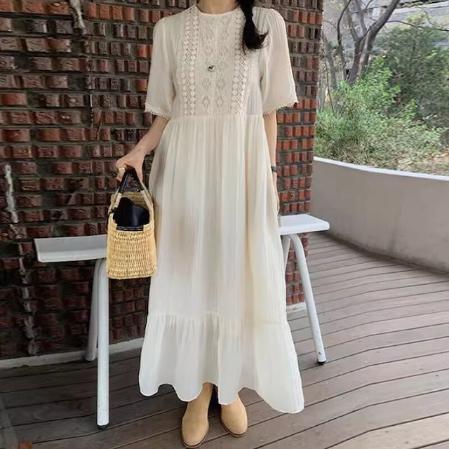 Embroidery flare dress　B772