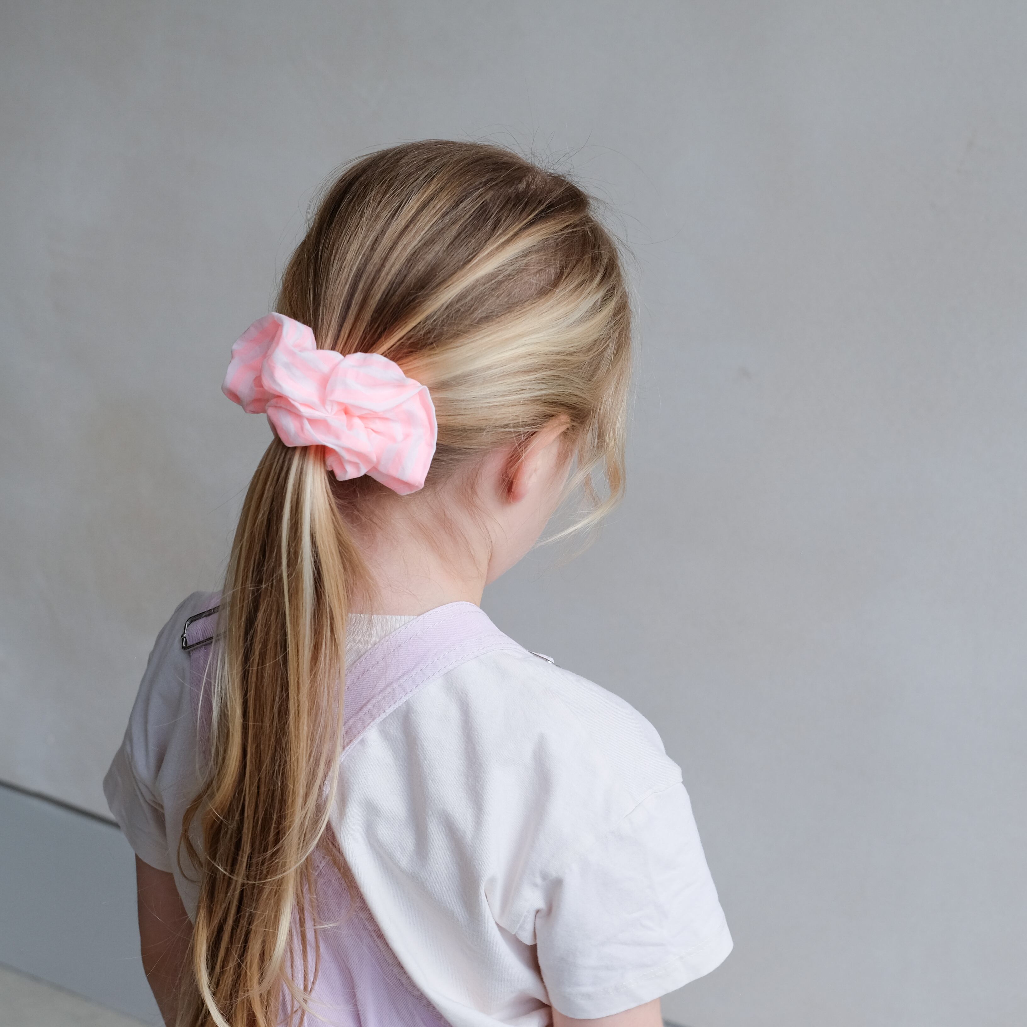 GIANT STRIPED SCRUNCHIE_162064 04