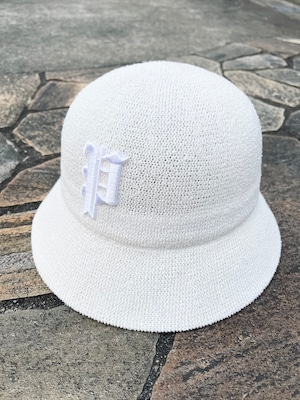 Old P Logo Bermuda Hat 【WHT✖︎WHT】