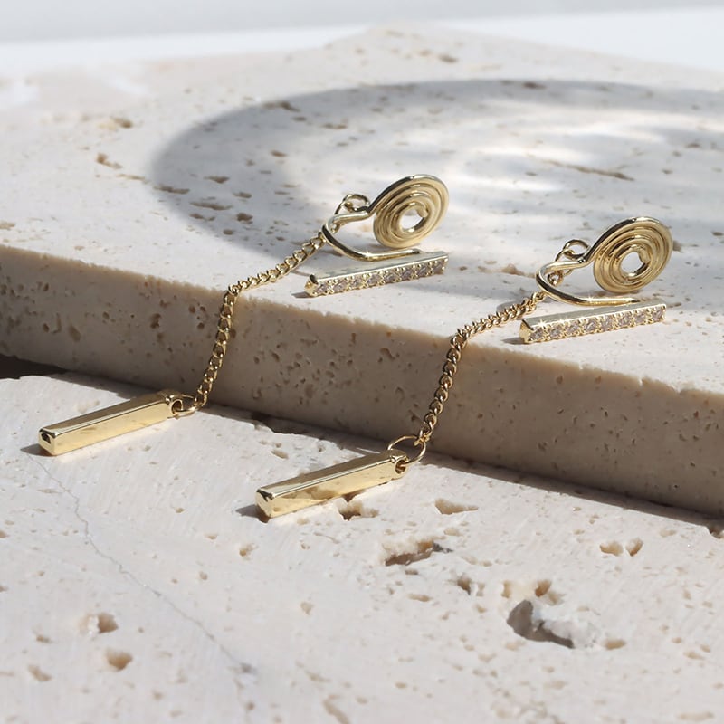 豪華 ゴールドカラー イヤリング まとめて 約30点セット パール系 べっ甲 等 色々 049 豪華 ゴールドカラー イヤリング まとめて 約30点セット 012 パール系