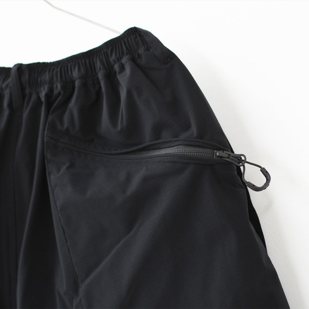 CMF OUTDOOR GARMENT [コムフィアウトドアガーメント] BUG SHORTS