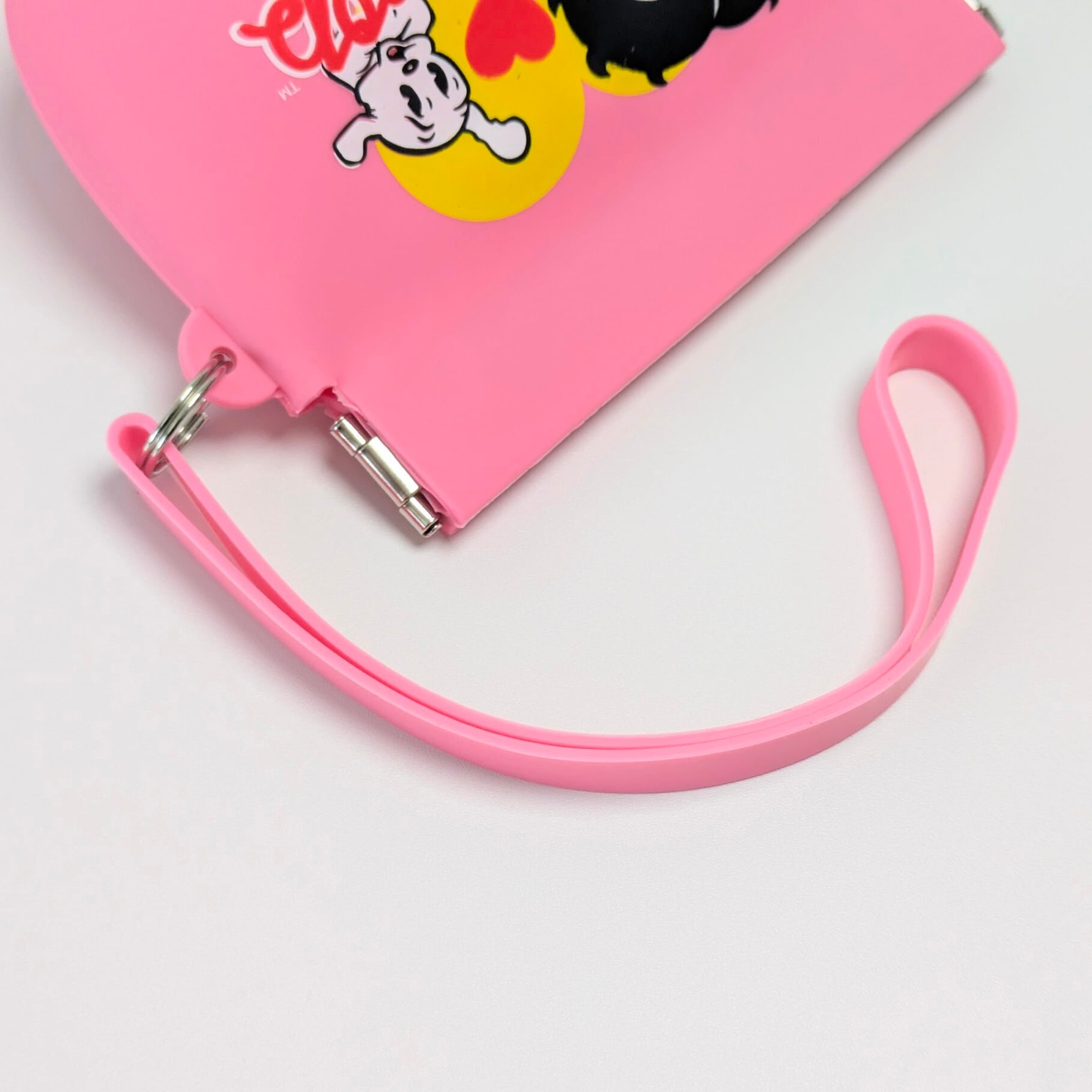 【 Betty Boop( ベティ・ブープ ) 】SILICONE POUCH ( シリコーンポーチ ) ストラップ付き / 小物入れ / コインケース / コスメポーチ 〚アメリカン雑貨 アメトイ〛