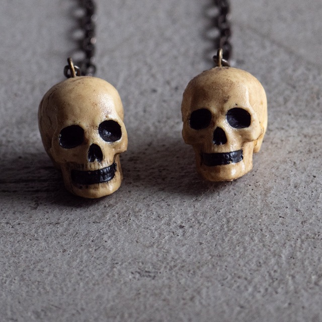 unknown vintage Skull chain