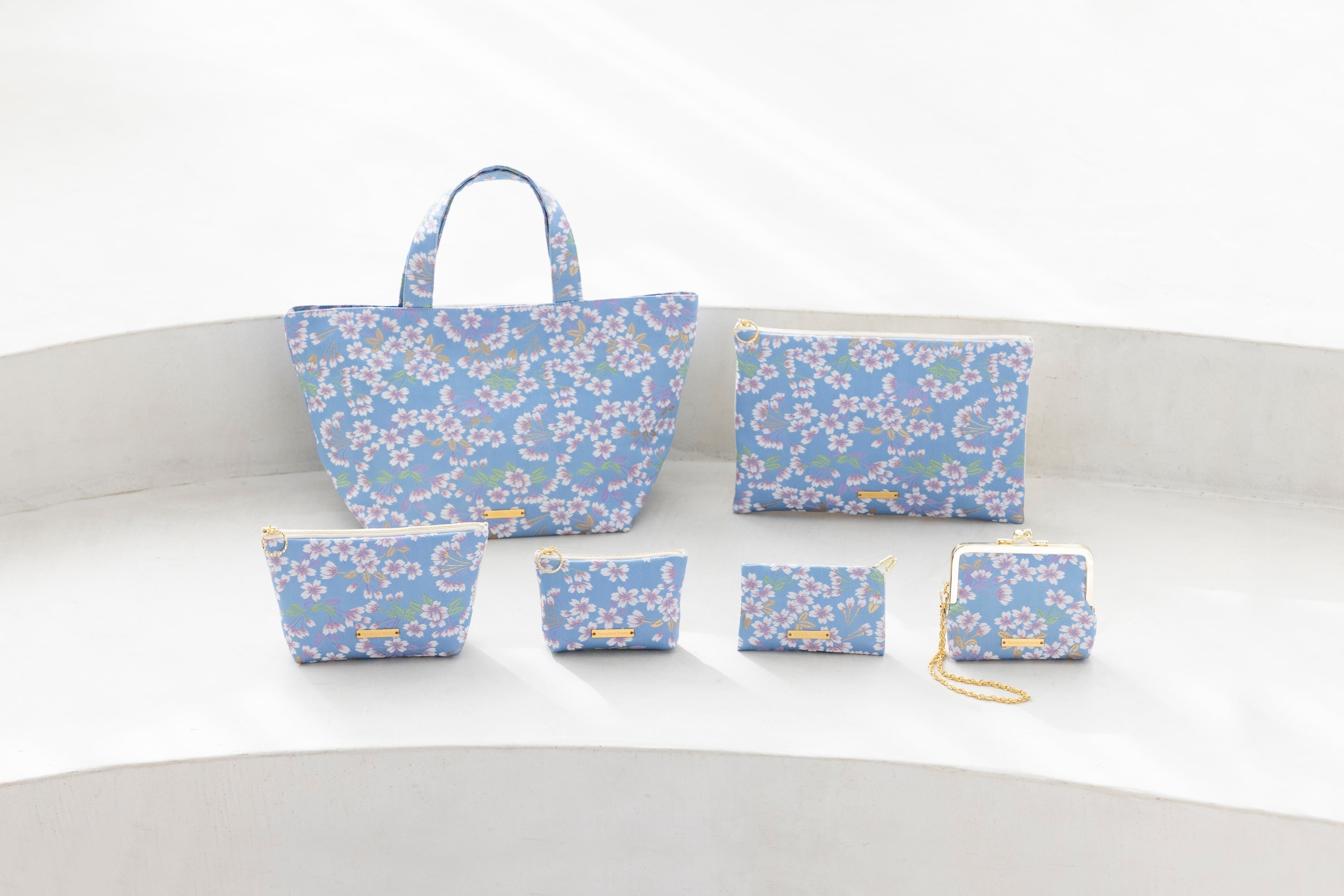 ✤ 紫系チューリップ刺繍レースのマルチケース ✤ SA015 ハンドメイド a2b598f3f718de04944e0a4c9fe99f