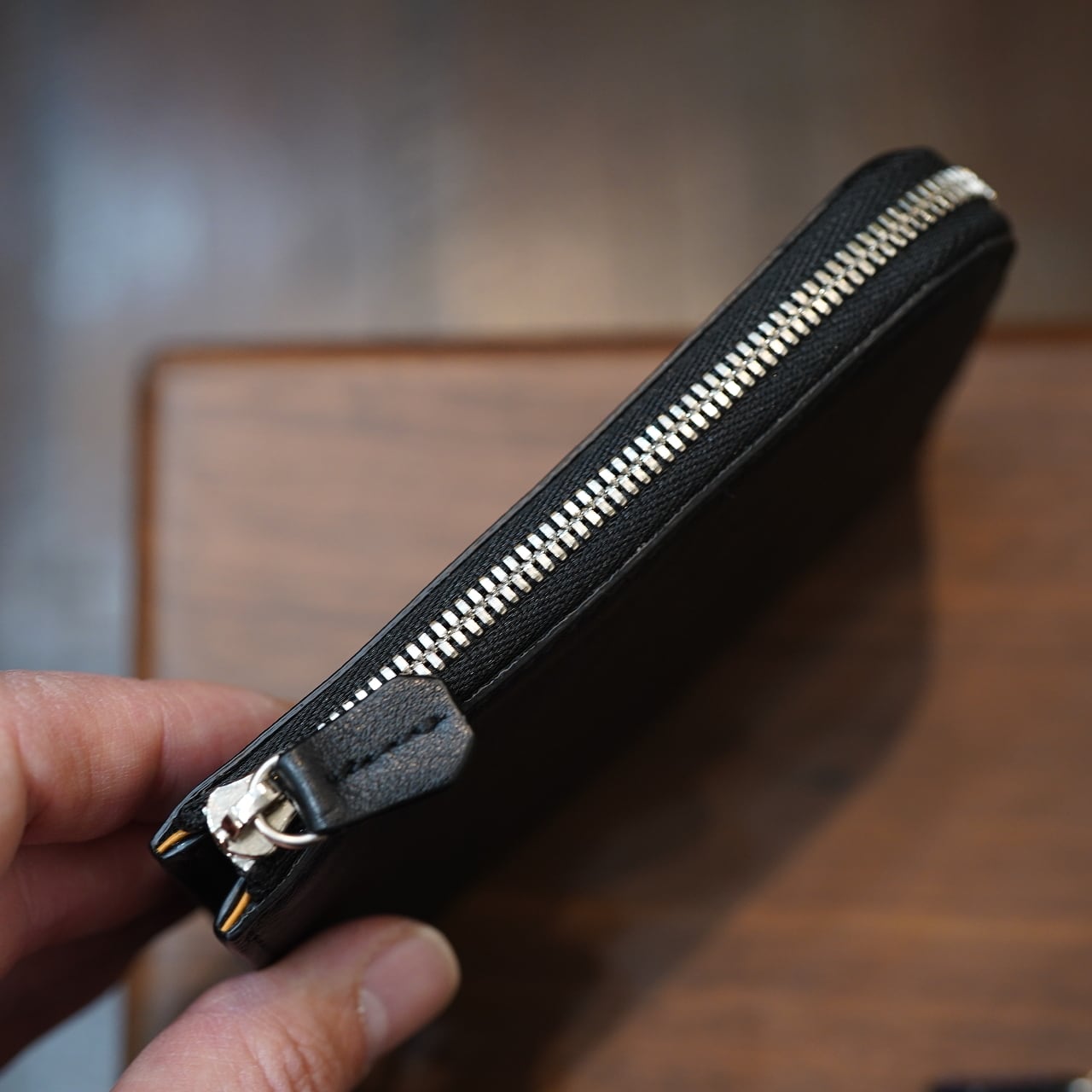 ル・ボナー ミニL字ファスナーウォレット ナムーカーフ | CIRCLE