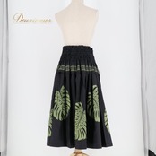フラダンス 衣装 パウスカート ブラック系 モンステラ柄 カヒコ柄 黒 黄緑 ハワイアンプリント アロハ フラ ダンス レッスン 練習 シングル おしゃれ 上品 大人っぽい 軽やか ダンス衣装 ハワイアンダンス レディース グリーン系 スカート フラダンス小物 カヒコ フラ衣装 フレアスカート Aラインスカート ミモレ丈 パウスカート単品 緑柄 モンステラ葉 リーフ柄 ボタニカル柄 ハワイアン生地 黒×グリーン フラの発表会 レッスン用 文化祭 舞台衣装 きれいめ 大人かわいい 上品コーデ ダンス練習