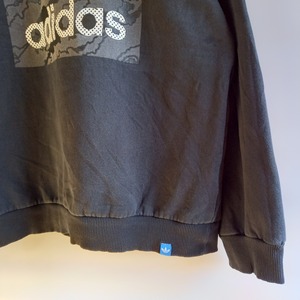 アディダス　クルーネック　スウェット　トレーナー　オーバーサイズ　ビッグロゴ