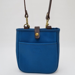 【限定色ターコイズブルー】Ｗネーム　BIBULLS ＋ ろじうら 2WAYレザーバッグ（仕切り無）