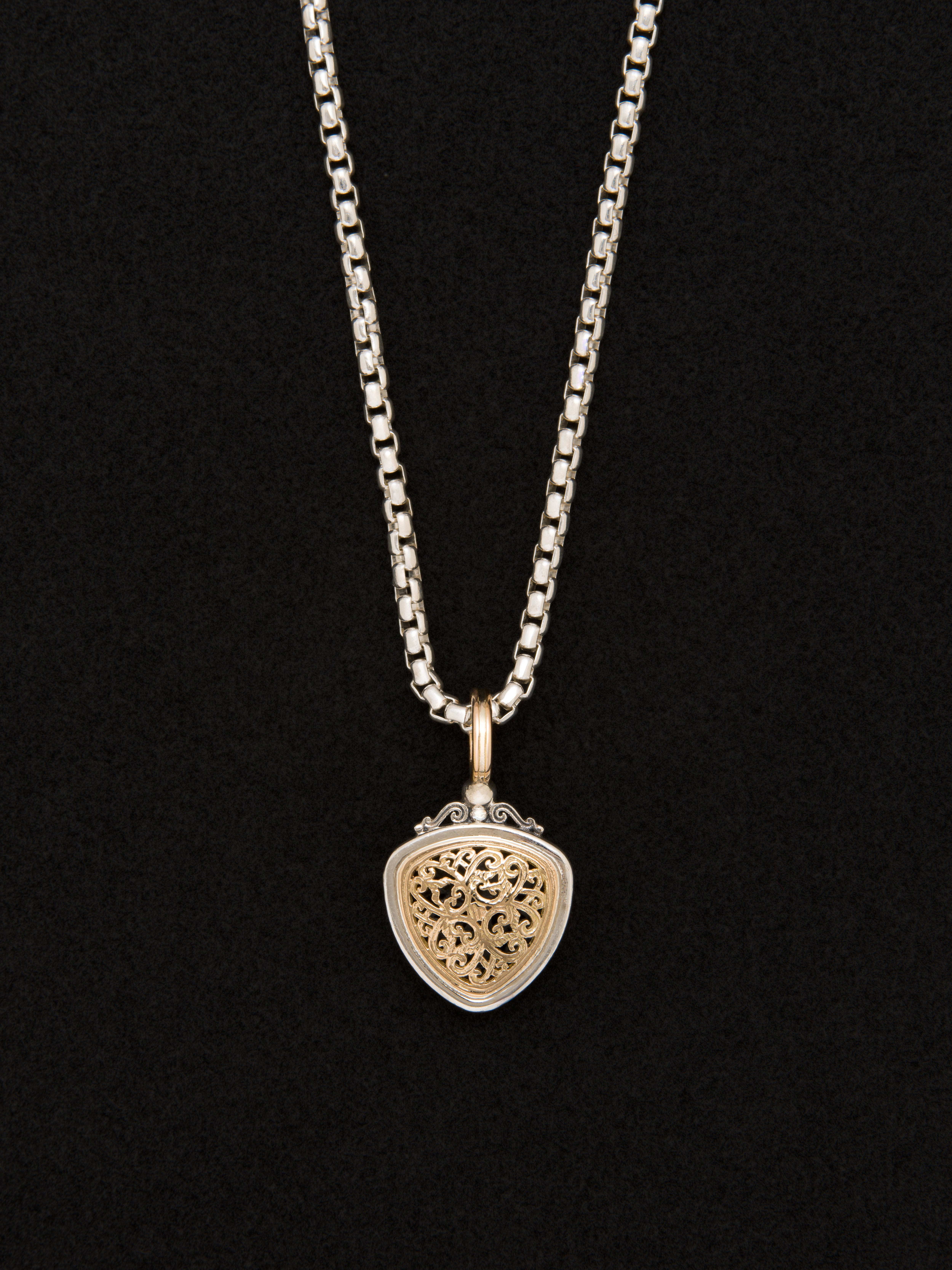 NECKLACE & PENDANT | Fabulous Sounds