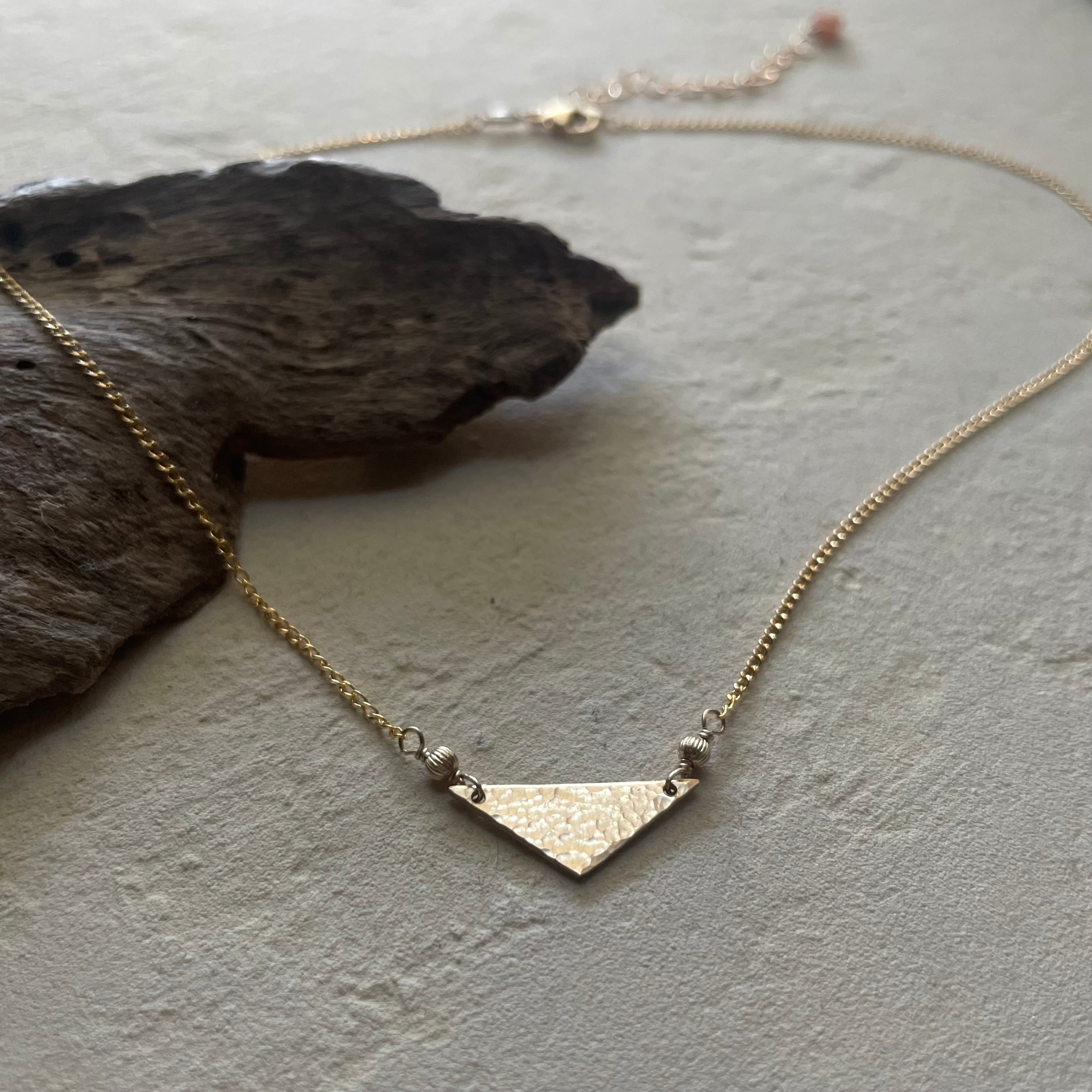 New】Triangle Necklace/14K Goldfilled | and. the earth JEWELRY