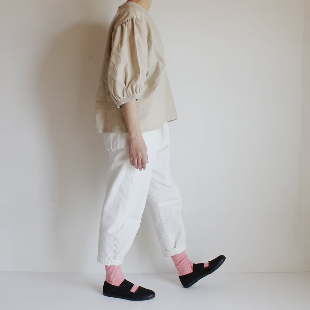 【美品】BEARDSLEYパフスリーブブラウス ベージュ　ゆったり intime パフスリーブブラウス ベージュ | tenori