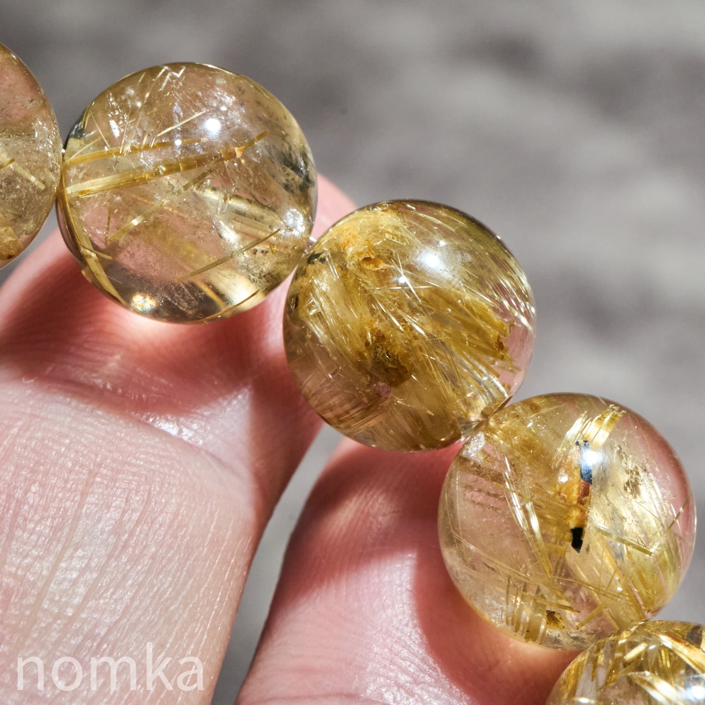 黄金の鼓動】ブラジル産 ルチルクォーツ(ヘマタイト共生/AAA) 12.5mm