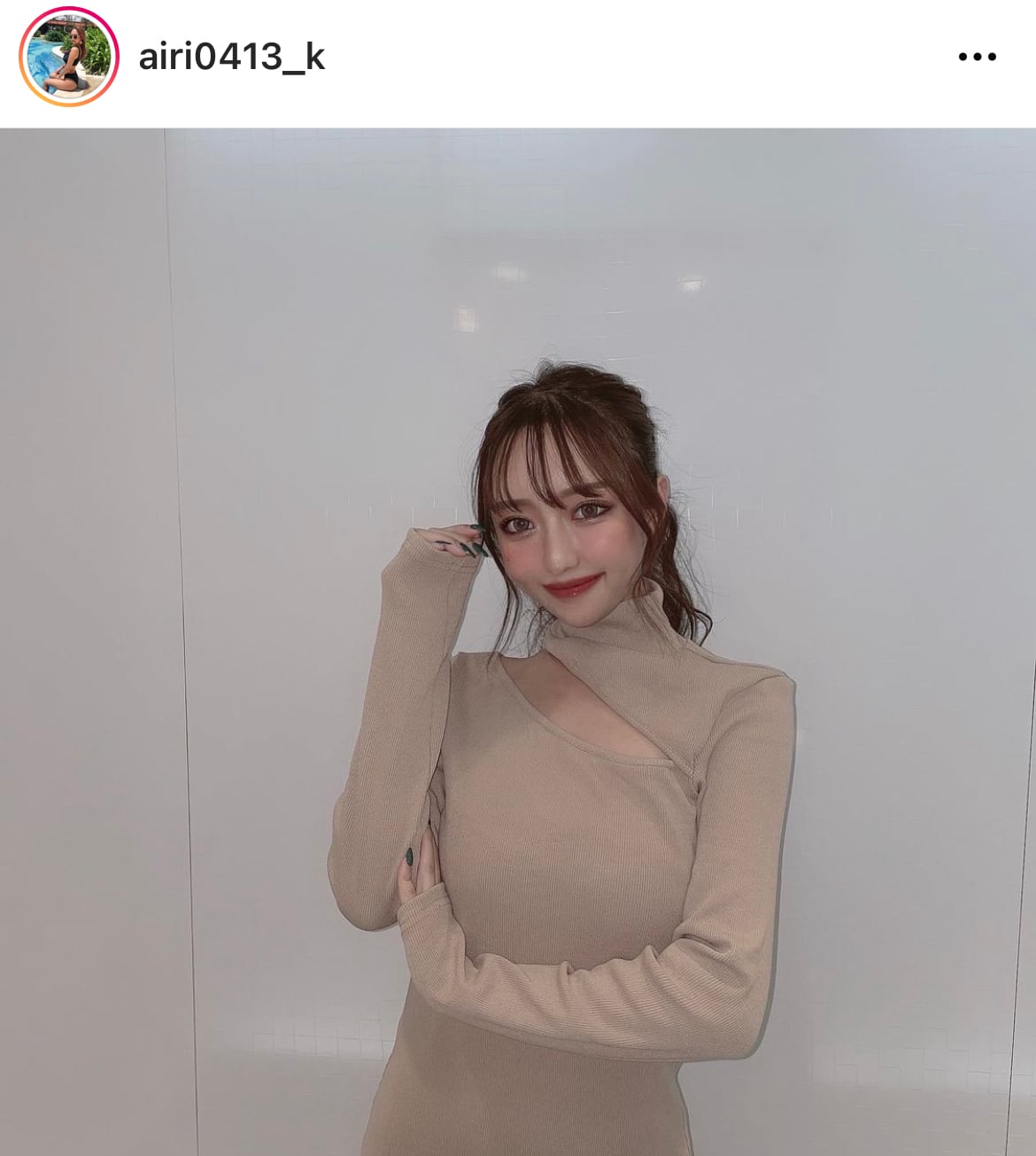 インスタグラマー様ご愛用＞バストカットハイネック美ライン