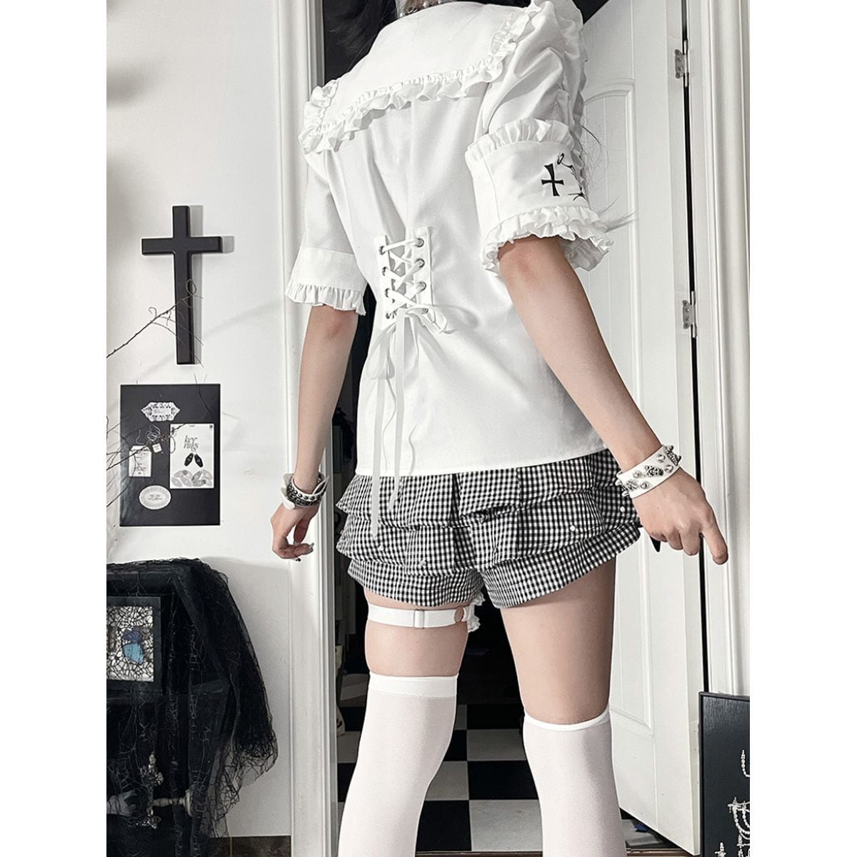 サブカル系フリルエプロン付きメイド服セット：トップス | Maiden's Rêve