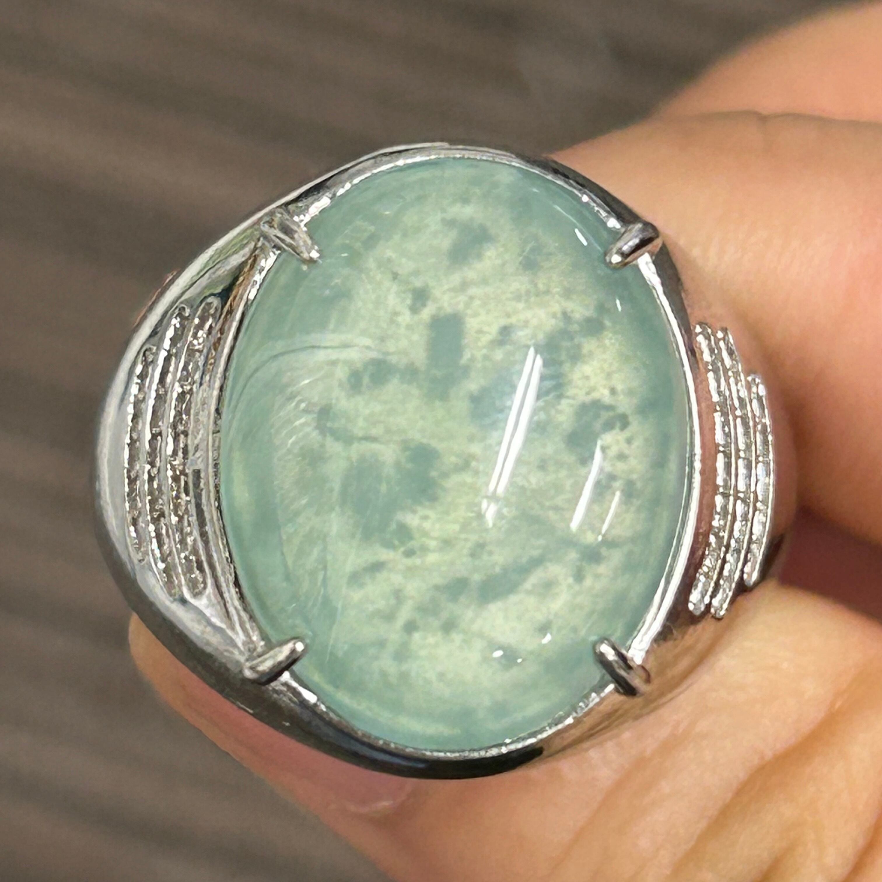 おまとめ専用です♡新作♡高品質ジェット×ミャンマー産青翡翠×天然ホワイトオニキス プレミアム】ミャンマー産3連青翡翠ブレスレット880 | 円と縁 オラクル