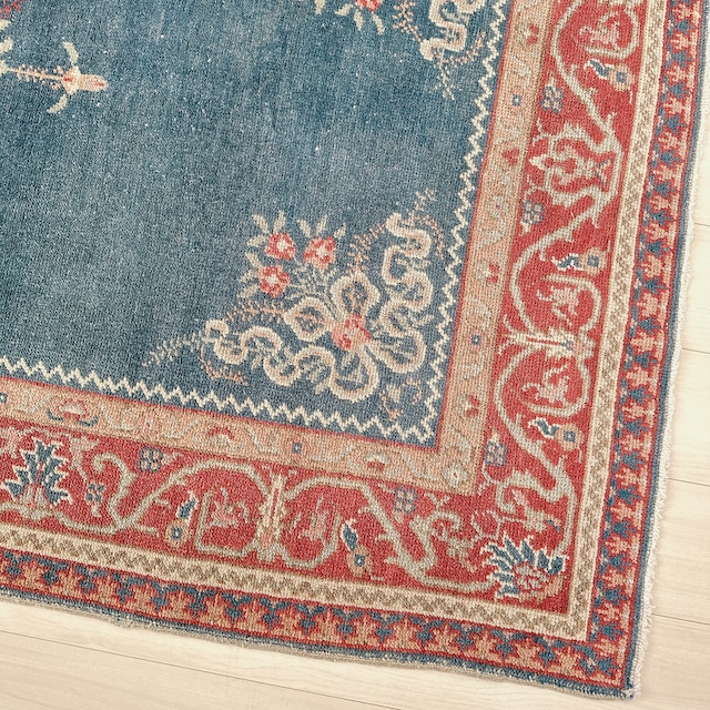 トルコ ヴィンテージラグ TR001 | ギュネイ | 121cm × 227cm