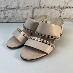 【最終処分SALE】Salvatore Ferragamo フェラガモ  靴　サンダル ベージュ A-8451