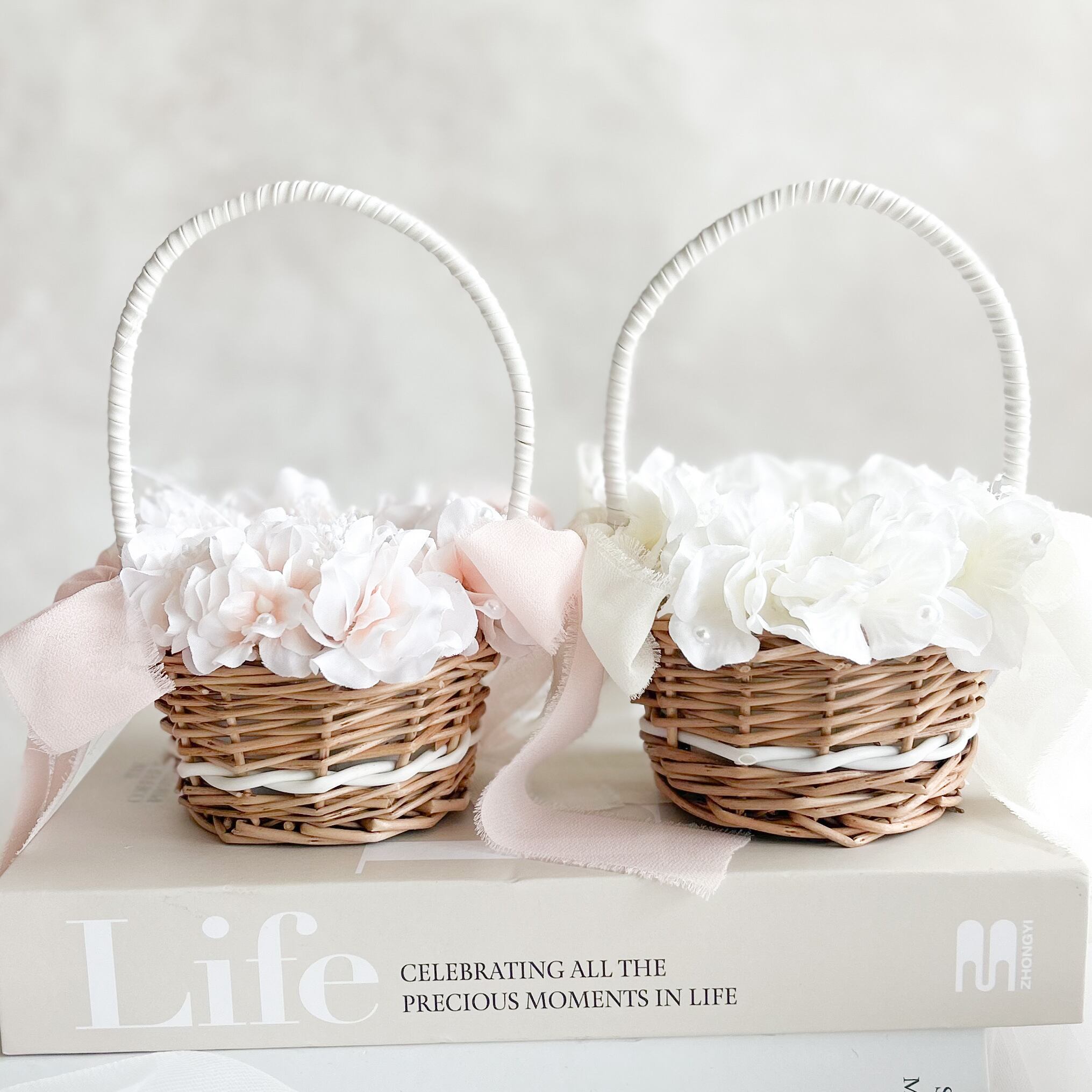 White pink white ringpillowset 造花（2人用）