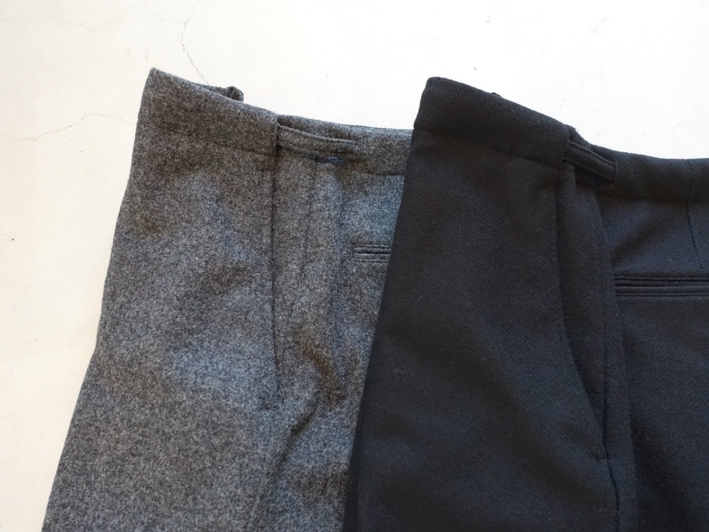 HATSKI Easy Wool Slacks | brownriver