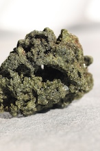 エピドート「山のカケラ」Epidote|天然石 原石 鉱物 パワーストーン | EP-I-001