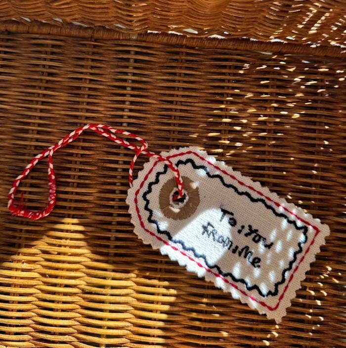 SISSEL EDELBO / MANILLA TAG ORNAMENT