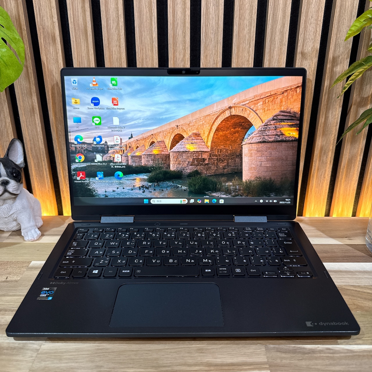 \ 公式ショップ限定価格❣️/ 人気2in1モデル《タッチパネル式》dynabook V83/HS 第11世代 メモリ16GB SSD256GB ノートパソコン 安心サポート&3ヶ月保証付き