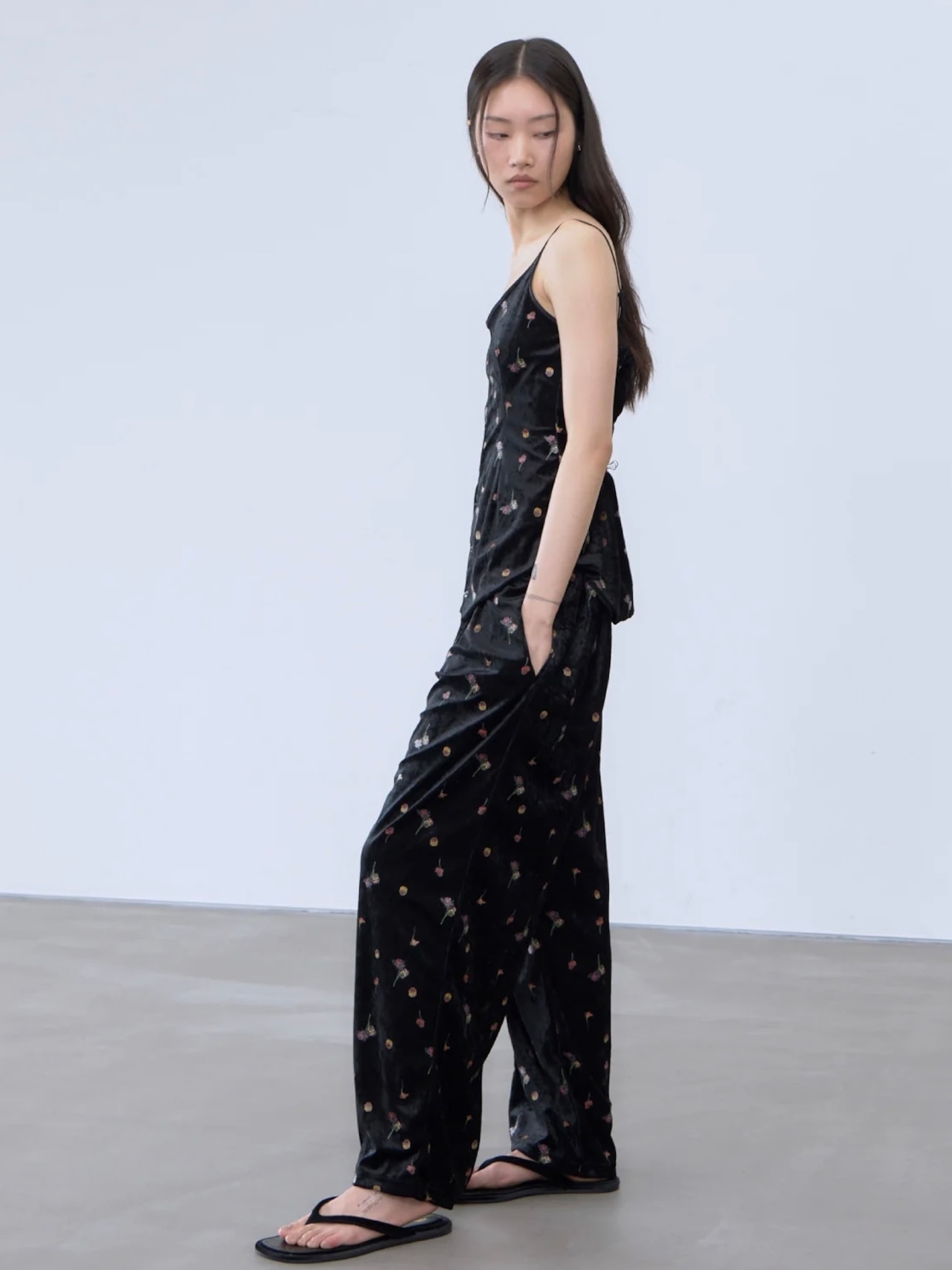 THINGS THAT MATTER シングスザットマター / ベロア パンツ / STICKER PRINT VELOUR PANTS - 5
