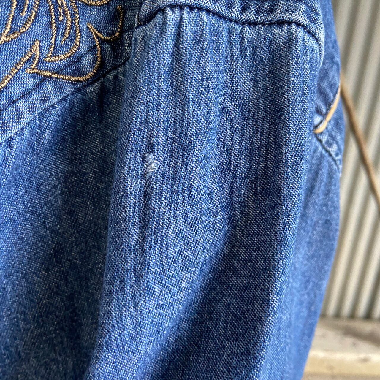 ANTIKDENIM アンティークデニム 長袖シャツ ウエスタンシャツ スタッズ 刺繍 ブラック マルチカラー サイズLL 美品 中古 4b006216 Parkandle Slim 長袖 刺繍 ウエスタンシャツ メンズXL 古着 ネイビー