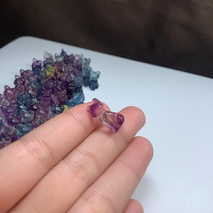 13.透明度有・可愛いフローライトねこちゃん