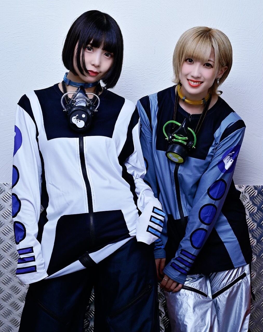 FÖTUS × AIKA ELECTRONICS ロングTee【SILVER】 ／AIKA