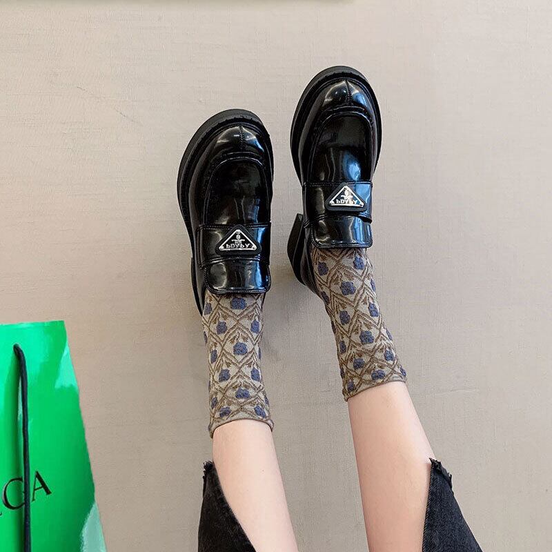 シングルサマーレッドスタンダードレザー 靴 シューズ レトロ 夏物 フェイクシューズ49945375883