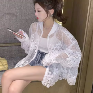 【送料無料】 ガウン カーディガン アウター 羽織り ショート 袖あり 長袖 Vネック フレア Aライン 透け感 シースルー レース 薄手生地 かわいい 大人可愛い 綺麗 シンプル カジュアル おしゃれ お洒落 大人女子 こなれ感 エレガント コンサバ 定番アイテム 体型カバー フェミニン ガーリー 花柄 20代 30代 40代 レディース 女性用 ママ服 ママコーデ お出かけ お呼ばれ お茶会 授業参観 休日 誕生日会 アウトドア 海 ビーチ リゾート 夏 着回し 普段使い 韓国 プチプラ ホワイト