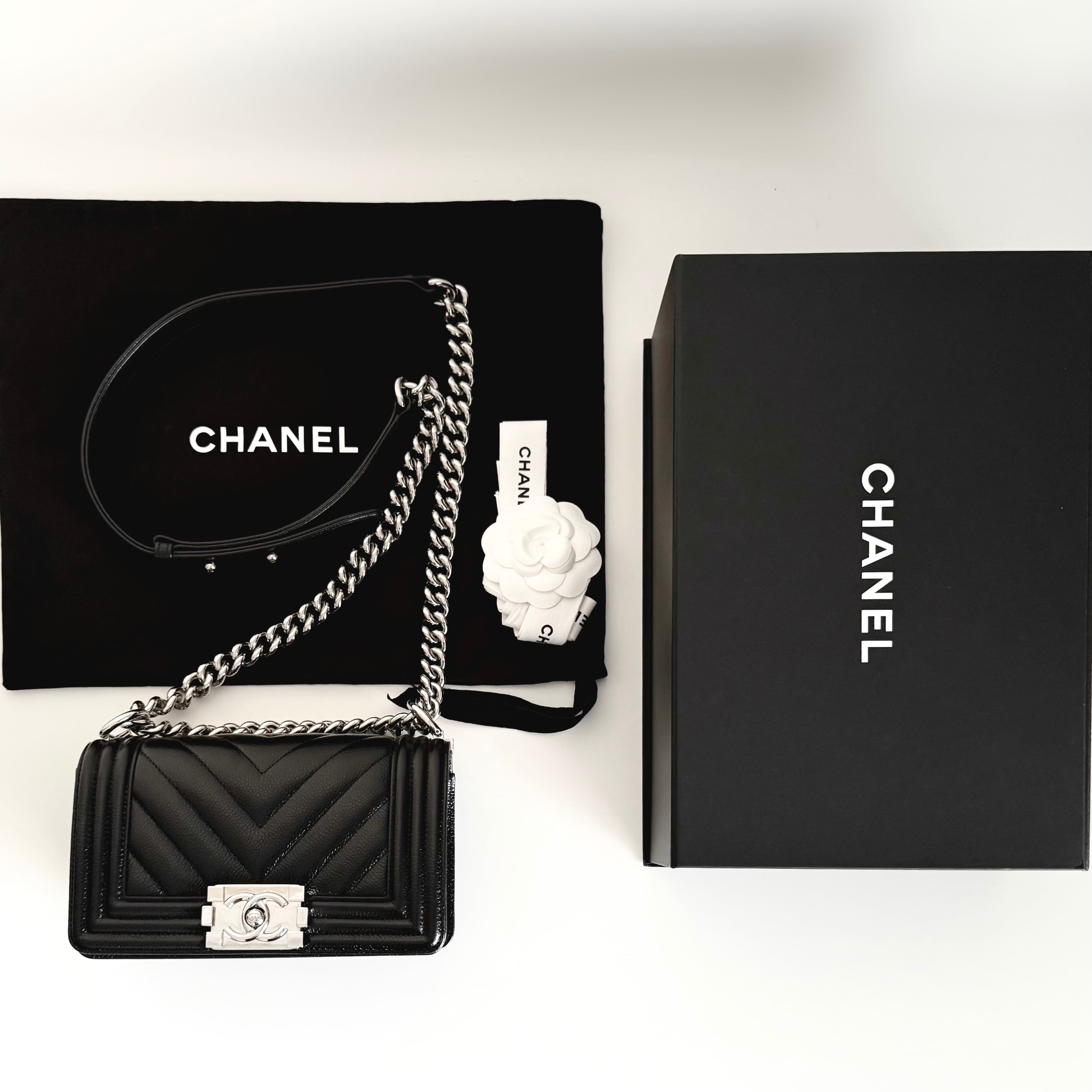 極美品】シャネル ボーイシャネル BOY CHANEL 20 スモール ブラック