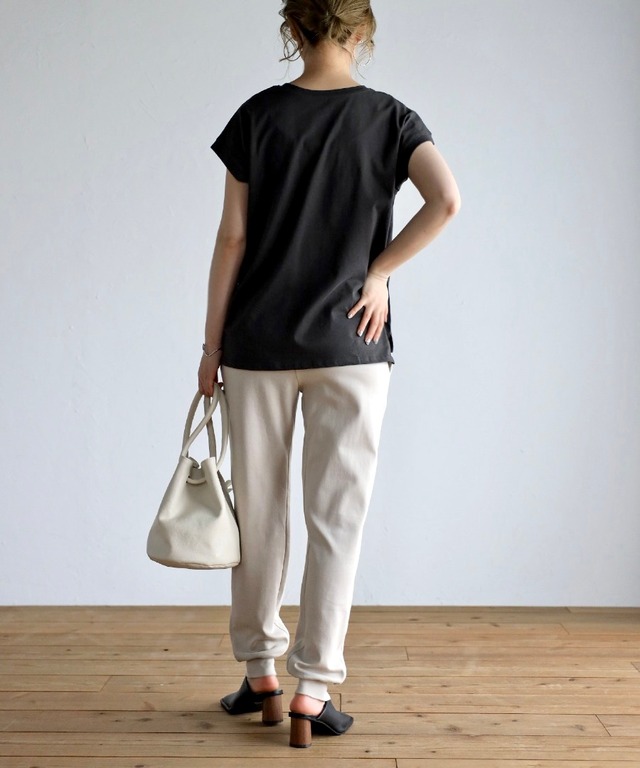 裾スリットジョガーパンツ