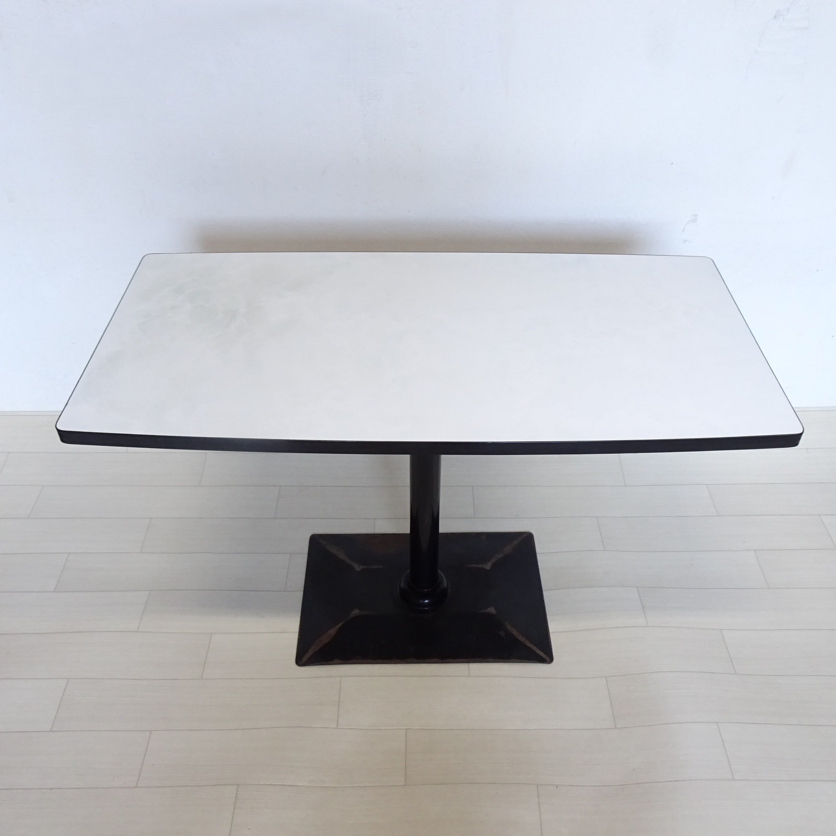 路 大理石柄テーブル