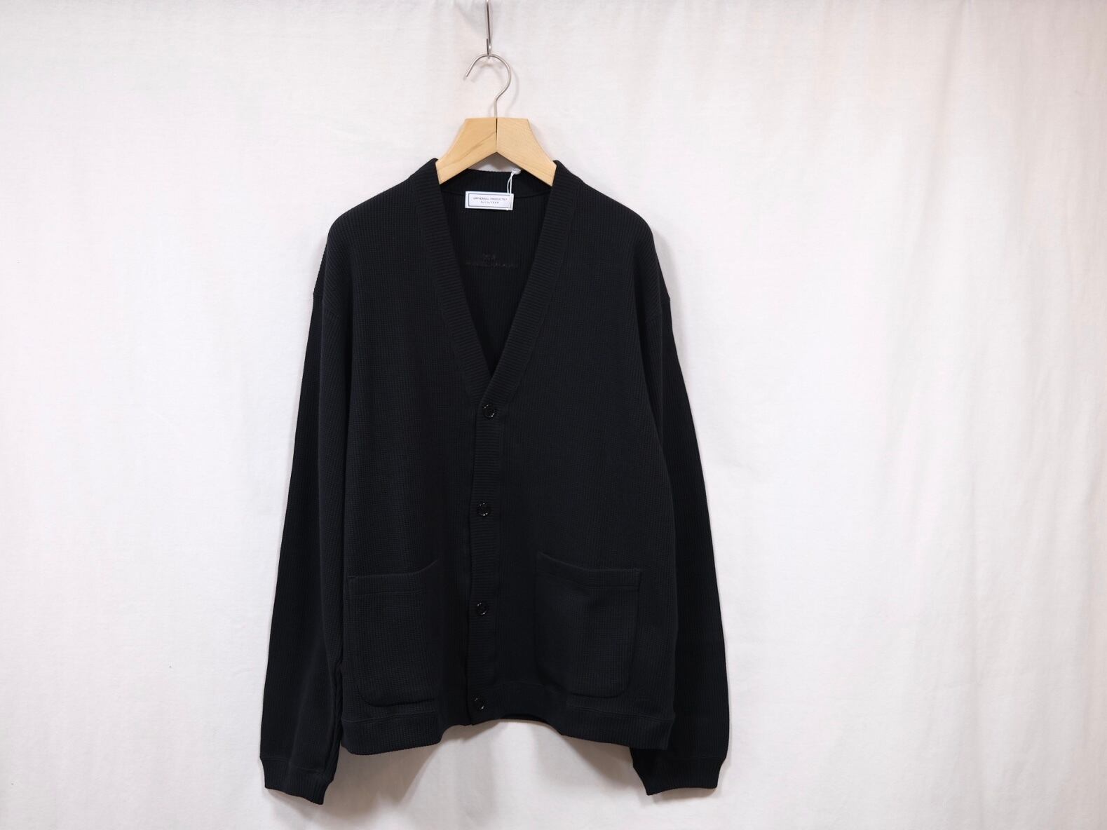 UNIVERSAL PRODUCTS.” YAAH WAFFLE CARDIGAN BLACK” | Lapel online store  powered by BASE
