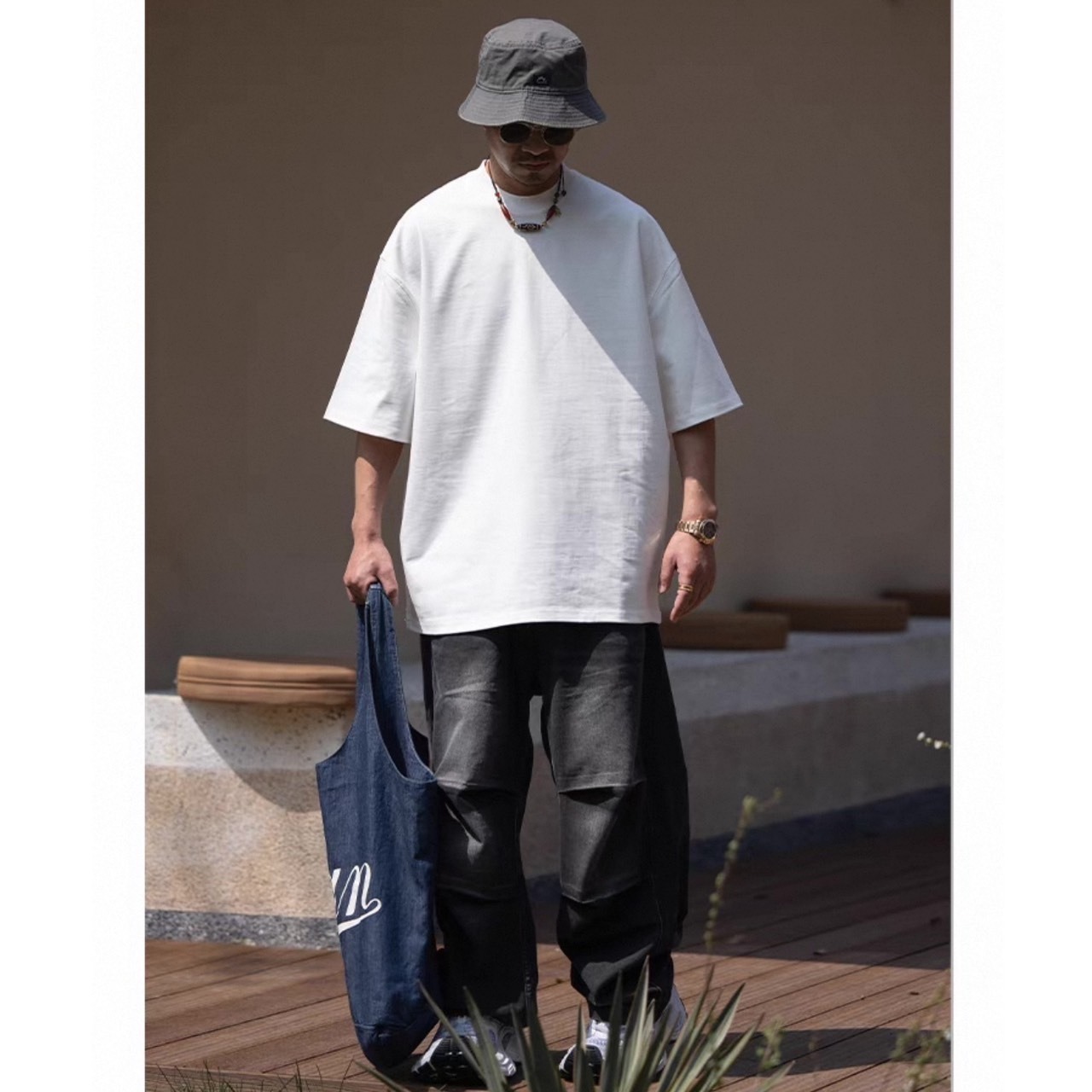 Loose fit solid color tee 0900 - 3